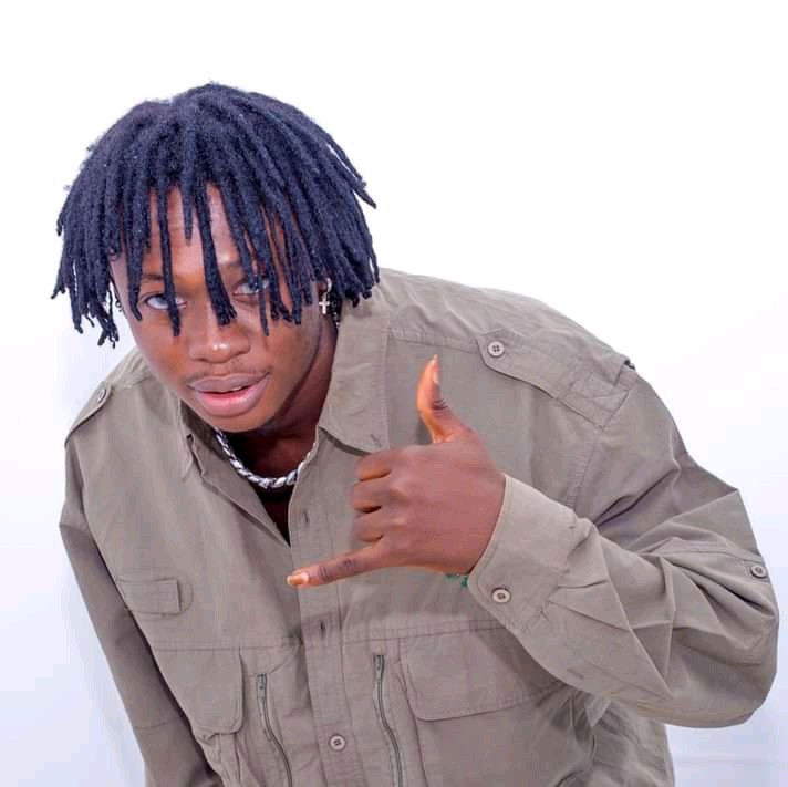 Straggling Rastafarian, MacVelly Lashes Out At Critics Who Call For His Profane Song ‘Weather Yaazo’ To Be Banned