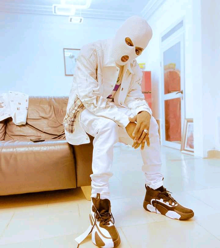 Maccasio revealed he spent $1,749 On His Throne Concert Outfit…. hypemediagh.