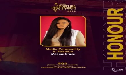 Maame Grace Wins Media Personality Of Fashion Honour At Ghana Models And Fashion Awards 2022