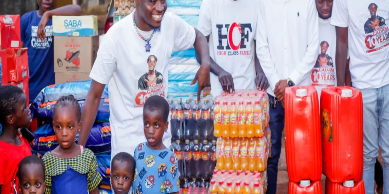 Video: Fancy Gadam Donates To Tamale Children’s Home Ahead of His 10th-Anniversary.