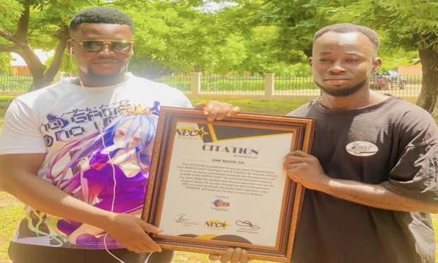 Gh Blinks Acknowledged with an Honorary Citation for OneMuzikGh.Com’s Impact on North-East Entertainment