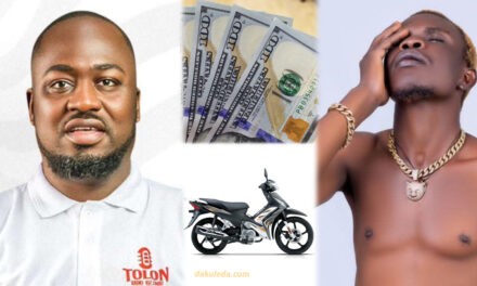 Mr. Tell Extends Kindness to Dagbon Saani, Gifts Him $100 and Promises Motorbike.